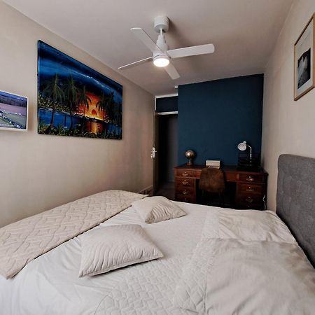 Chambre Spacieuse - Dressing - Sdb Communes - Parking Prive Ним Екстериор снимка
